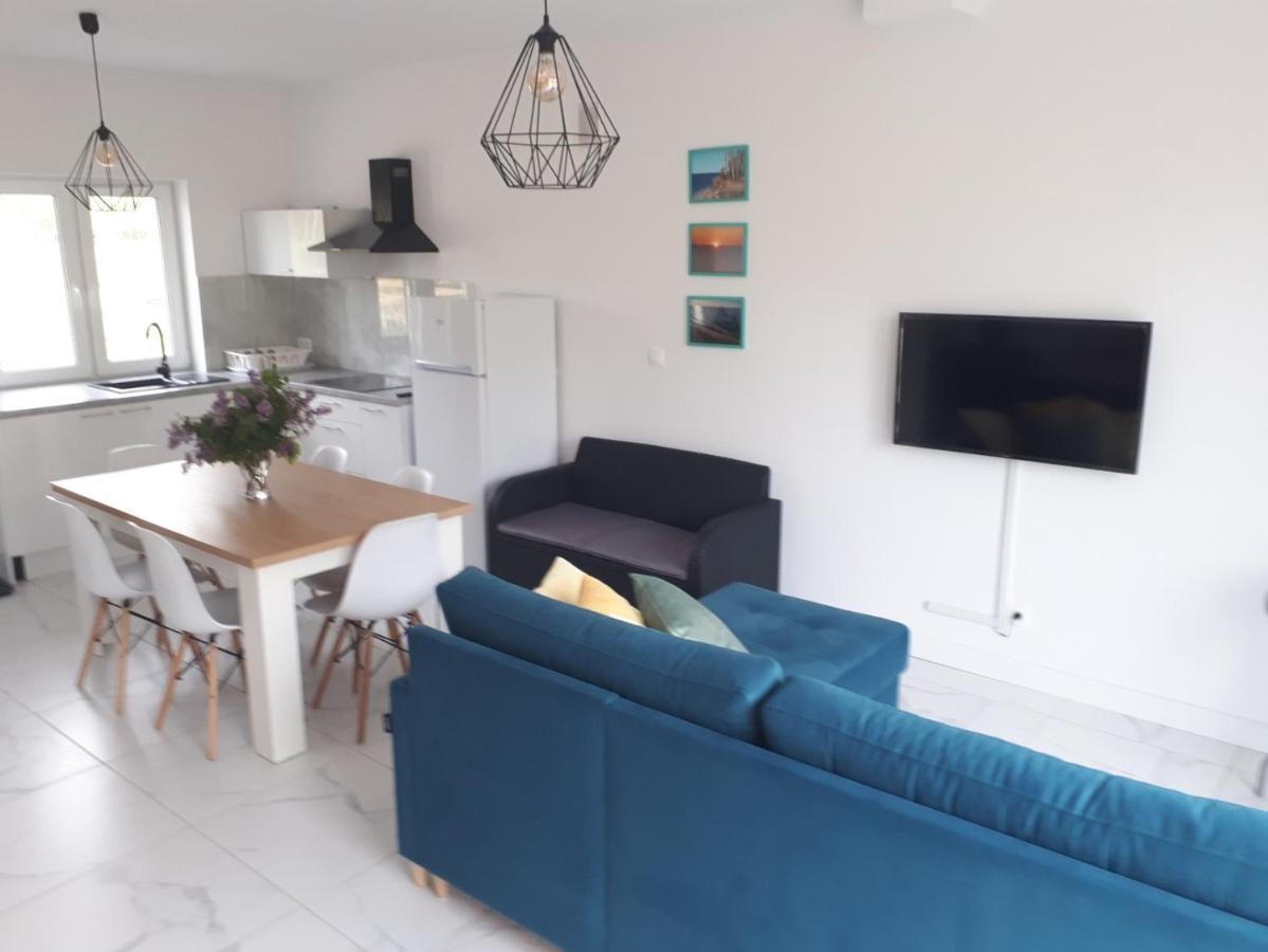 Lawendowy Zaulek Apartment Debina  ภายนอก รูปภาพ